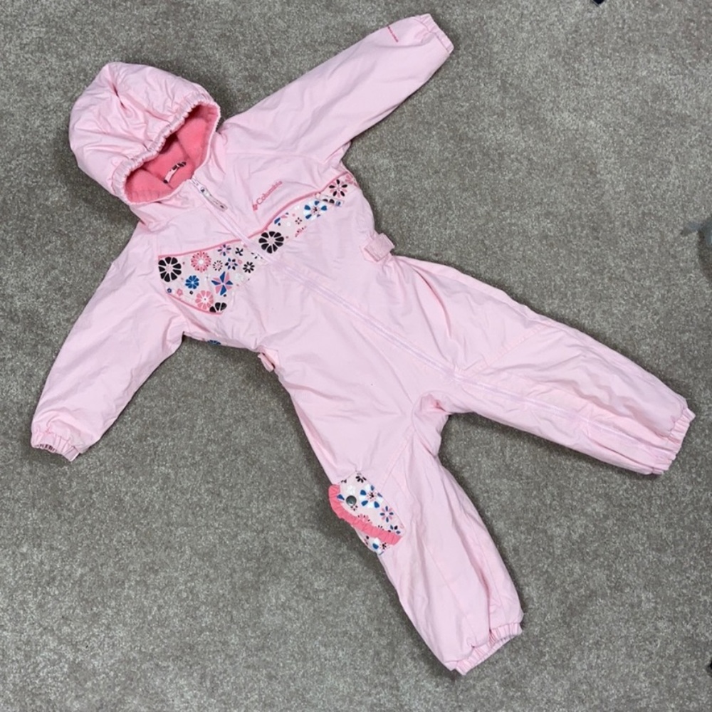 3t Columbia Omni shield one pc. Snowsuit